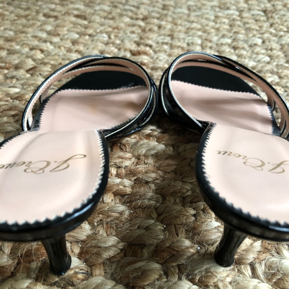 J Crew Skinny-strap sandals in patent leather. Size 5.5 - Picture 11 of 15